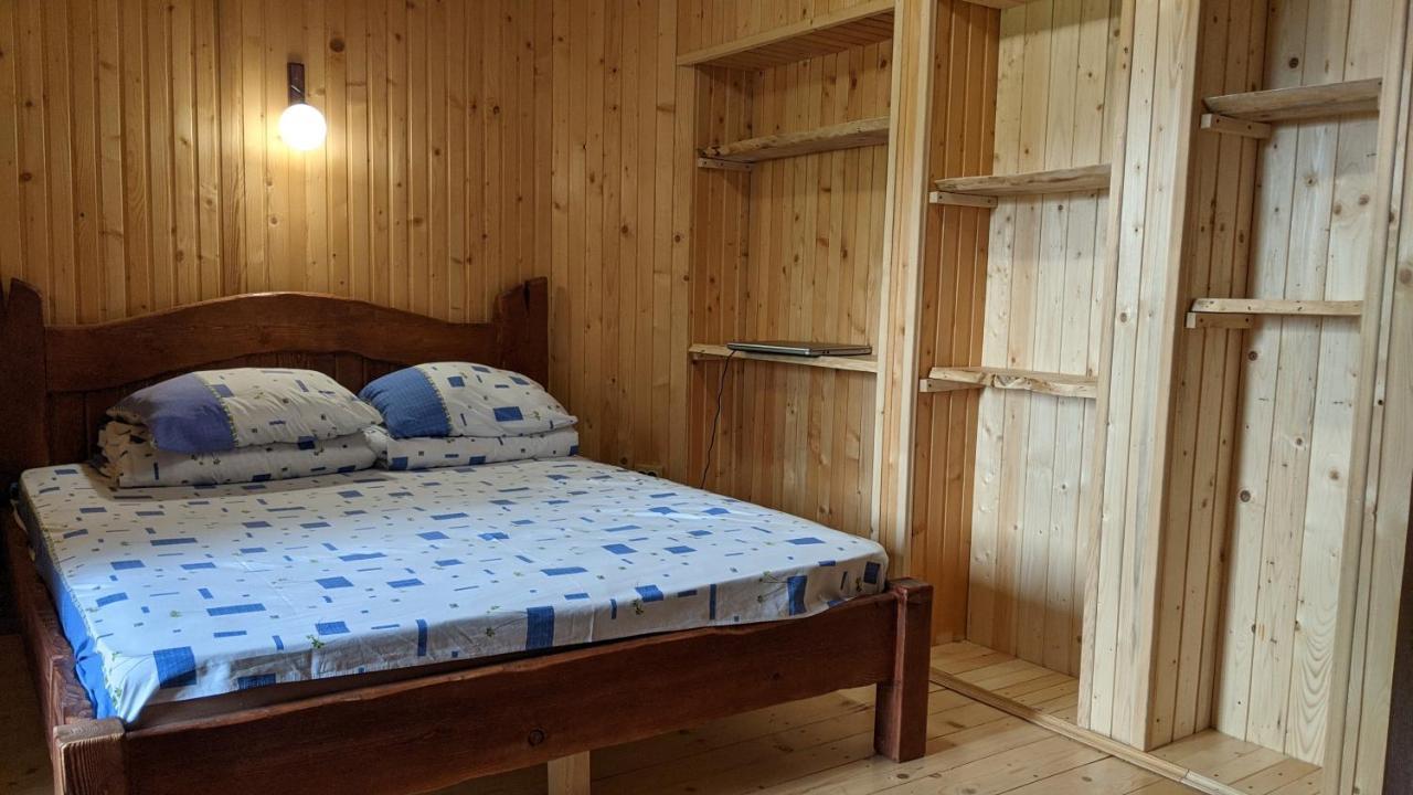 Hotel Gostynna Rodyna Izky Exterior foto